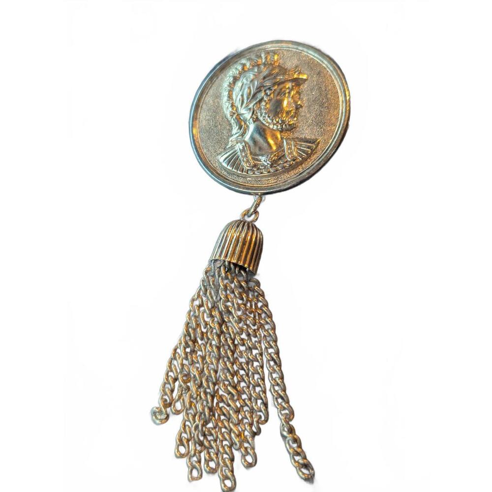 Vintage Sarah Coventry Silver Tone Tassel Brooch Pin
